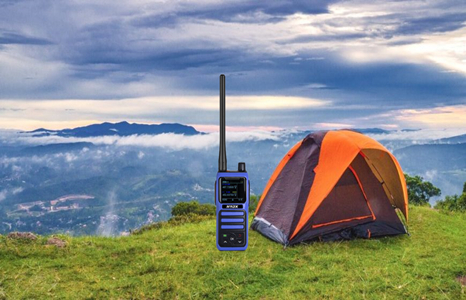 Play Tips | How to choose a walkie-talkie when travelling outdoors?